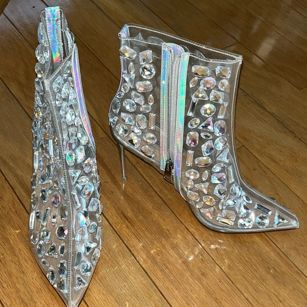 Steve Madden Jentt Bootie, Women's Size 8 SilverJeweled